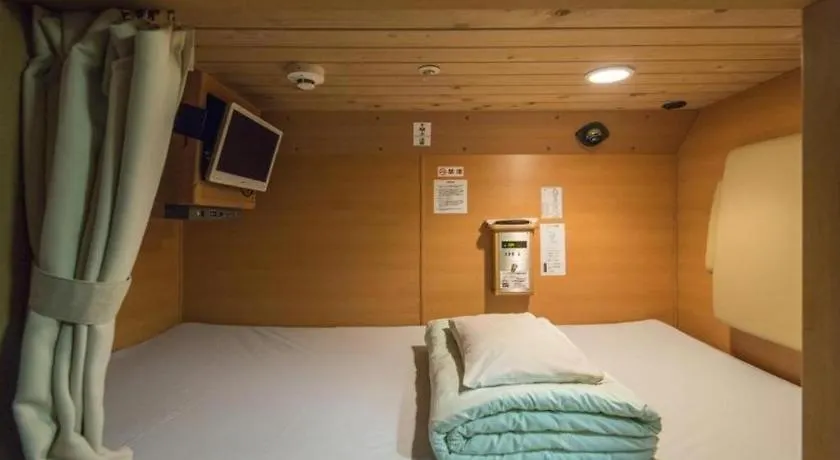 Hadano Yugawara Onsen Manyo No Yu Hotel 3*,